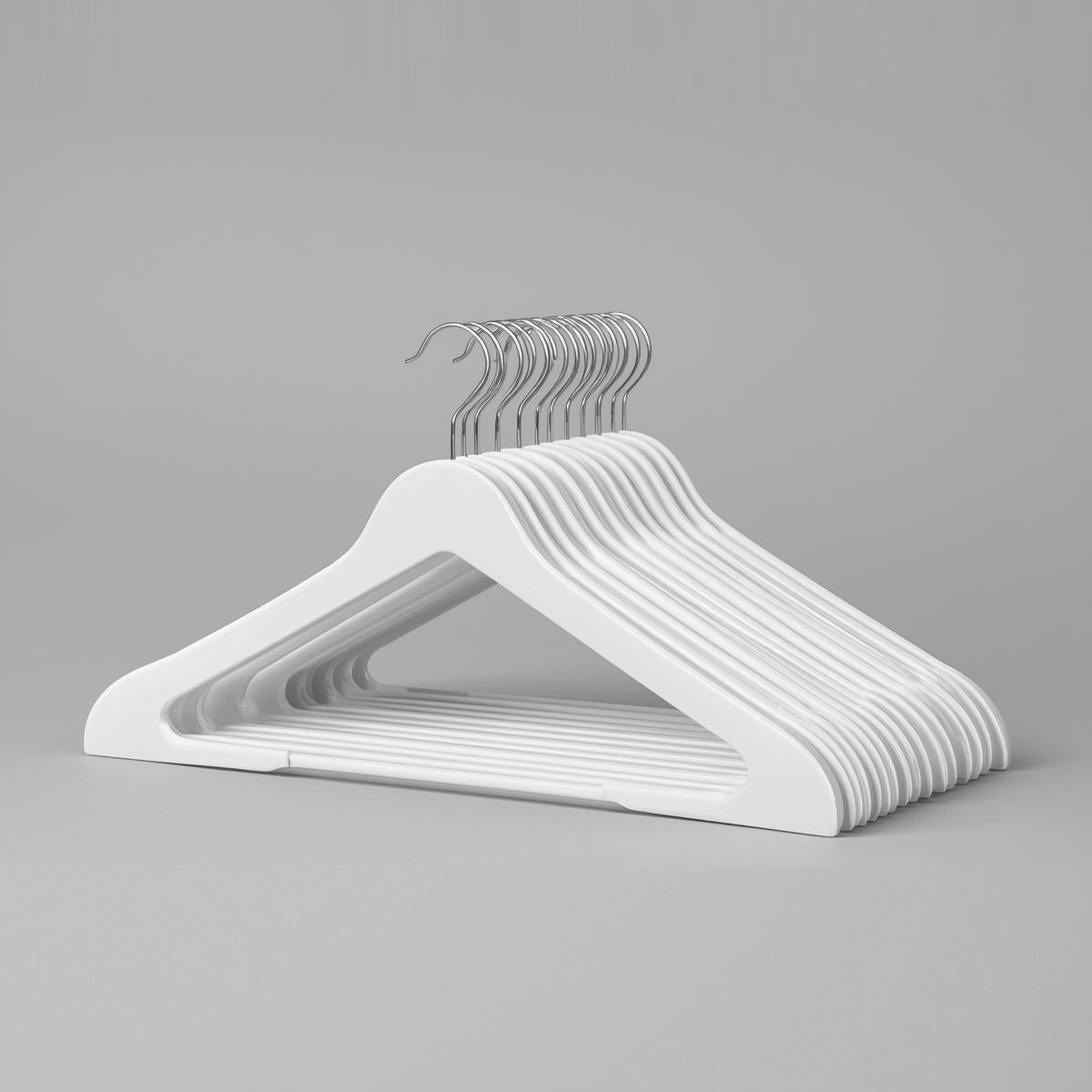 Plastic Hanger Bundle